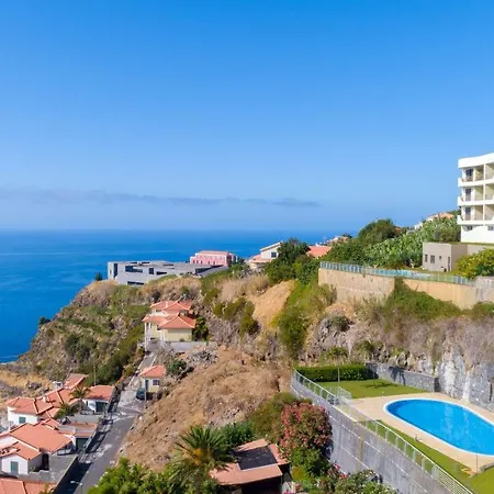 Zeza's Calheta (Madeira)