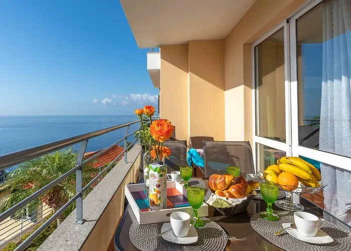 Zeza's Calheta (Madeira)